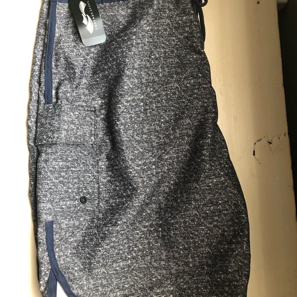 Men’s swimmer cascade sports shorts